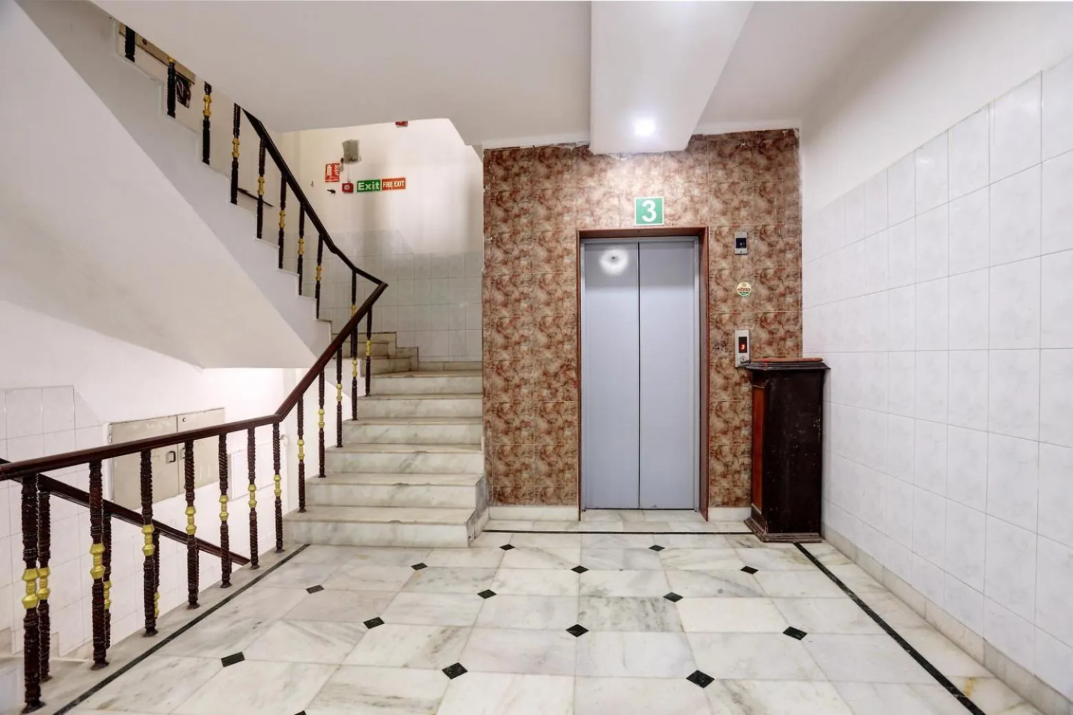 Guest house Hotel Delhi Darbar