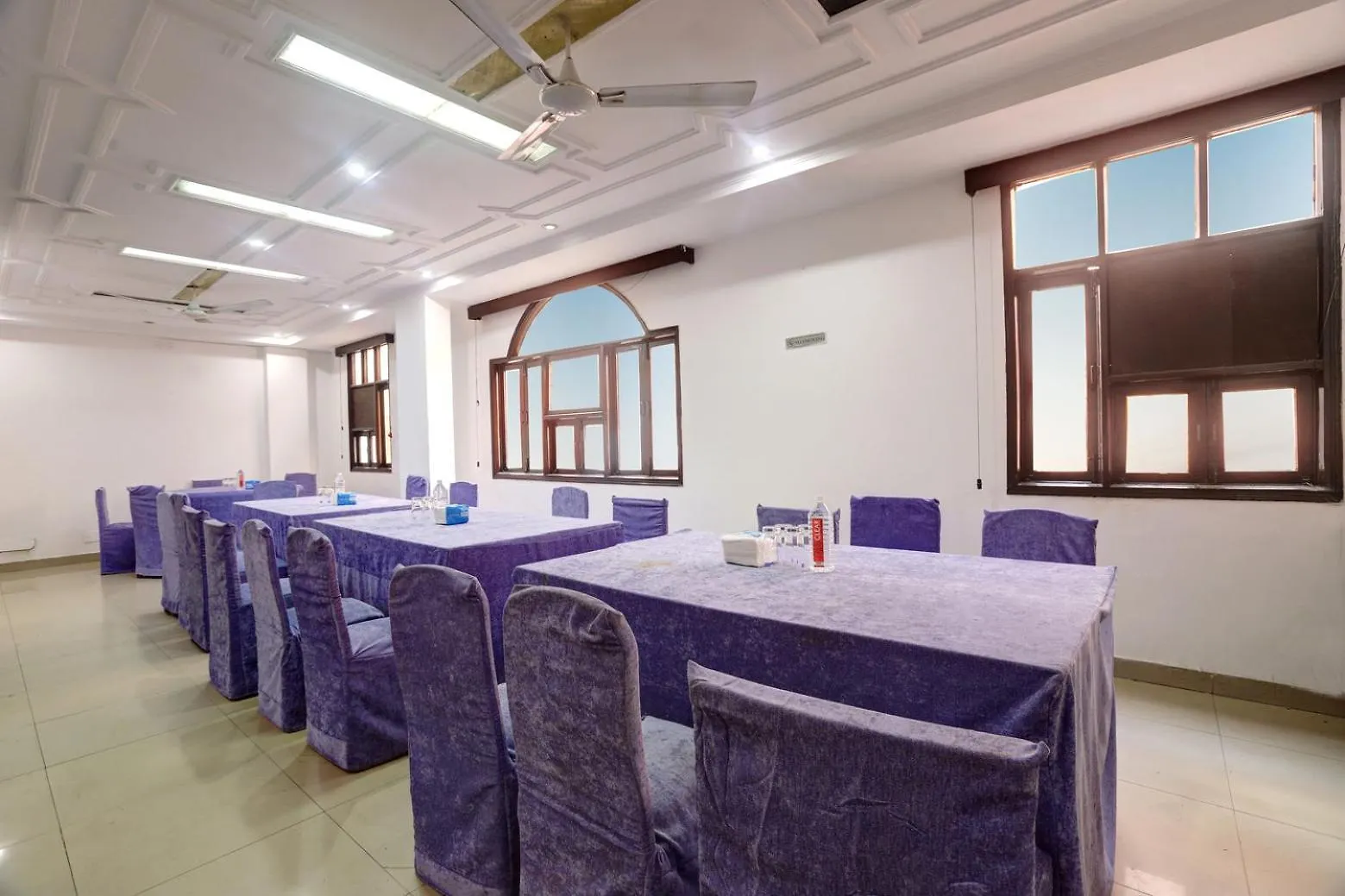 Hotel Delhi Darbar دلهي