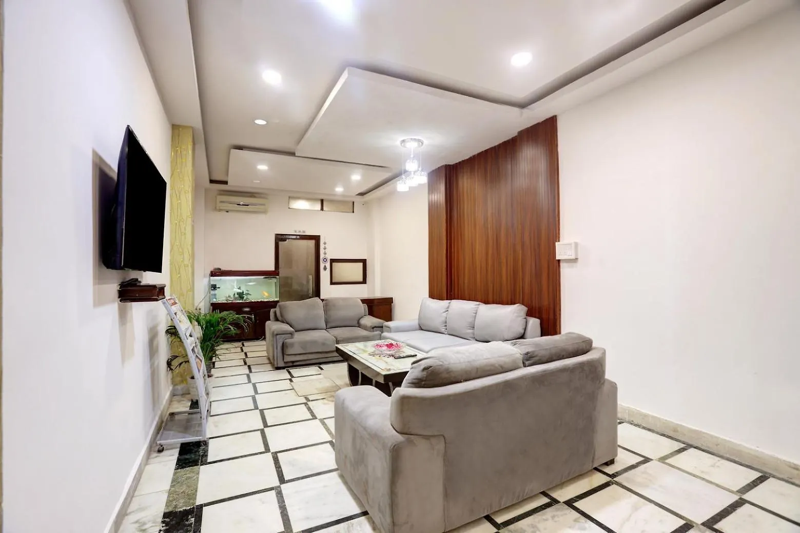 Hotel Delhi Darbar 3*, Delhi (National Capital Territory of India)